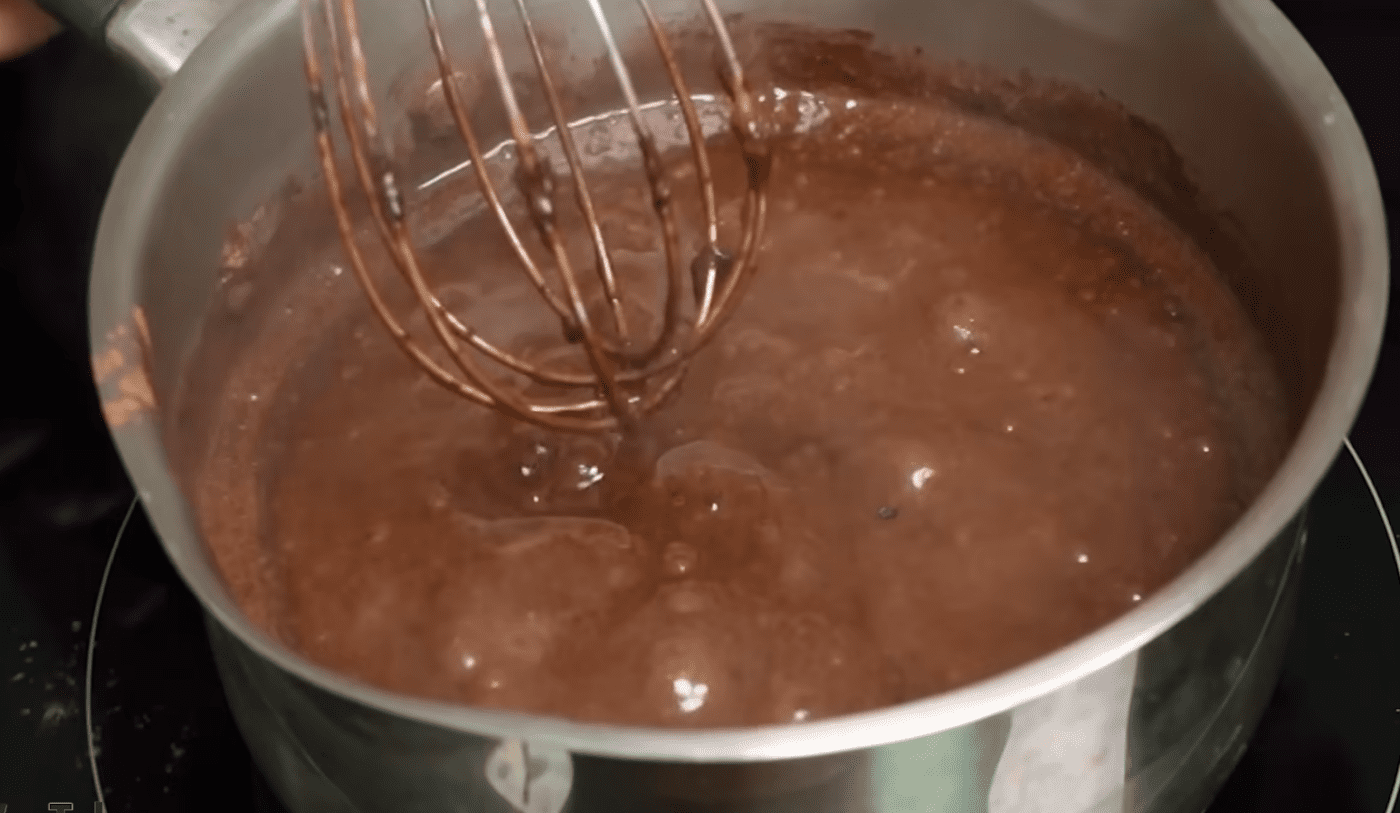 Простий рецепт приготування шоколадної ковбаси