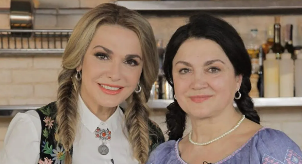 58-річна Ольга Сумська висловилася про конфлікт із сестрою Наталією і чому не спілкується з нею: “Це боляче” 