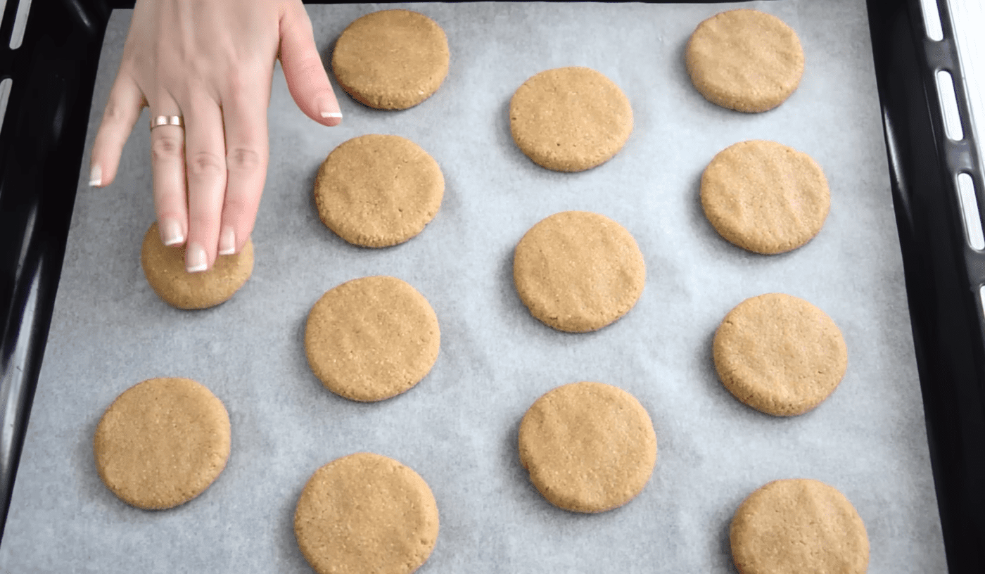 Простий рецепт приготування вівсяного печива