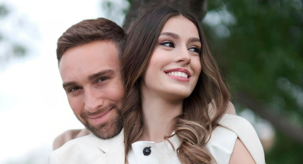 Один з найбажаніших Холостяків стане батьком втретє: молода дружина знову при надії 