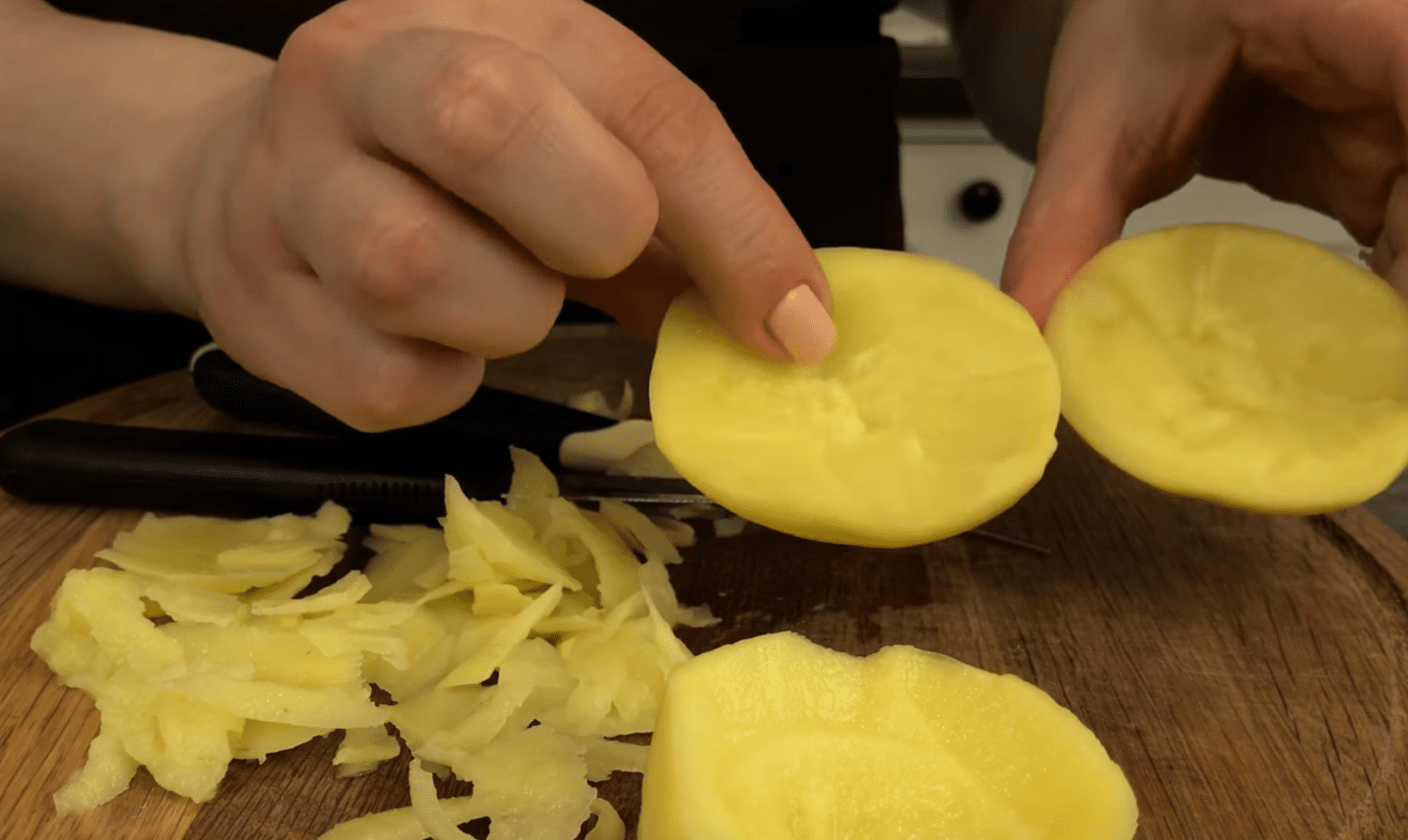 Рецепт приготування картопляних "човників" з грибами