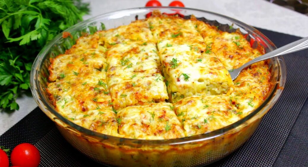 Такої смакоти ви ще не куштували: рецепт нереально смачного солоного манника с хрумкою сирною скоринкою 