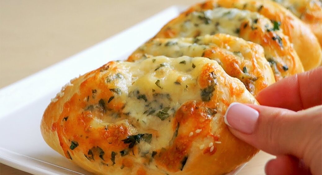 За кілька секунд з чотирьох інгредієнтів готую сніданок на всю сімʼю: виходить ситно, смачно і дуже багато 