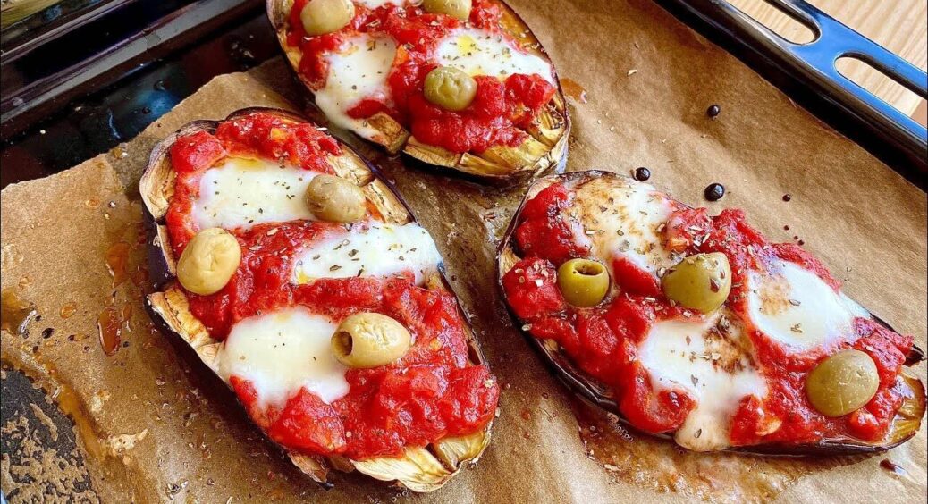 Закуска із запечених баклажанів із часником та томатами: було 20 гостей, і всі нахвалювали 