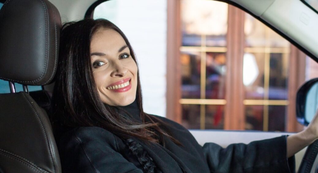 Розпродає одяг за кордоном: що сталося з Надією Мейхер, яка вийшла заміж за росіянина 