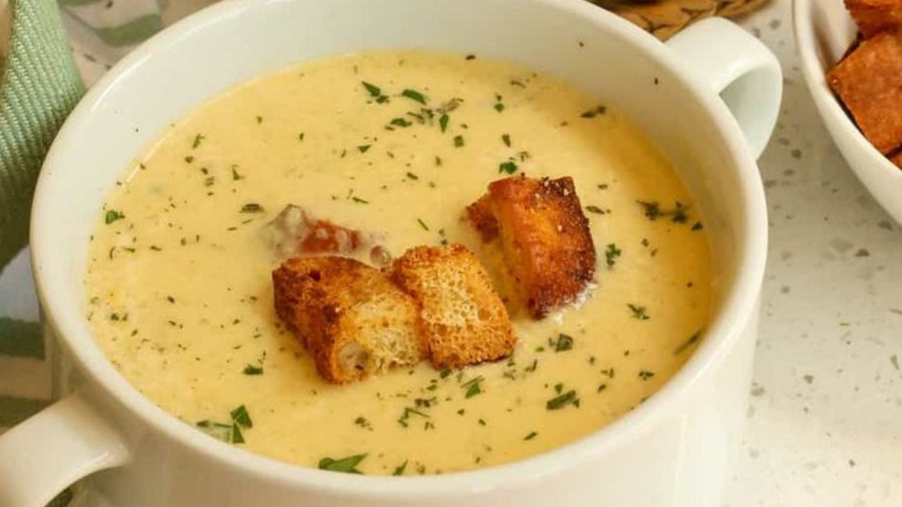 Найкращий сирний крем-суп за рецептом Євгена Клопотенка