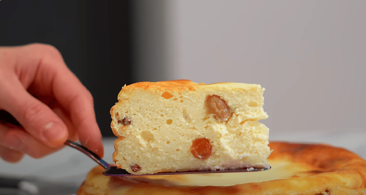 Кулінар розповів, як зробити повітряну сирну запіканку 