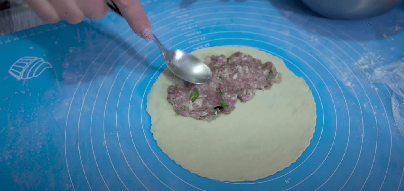 Найпростіший рецепт тіста для чебуреків без додавання оцту