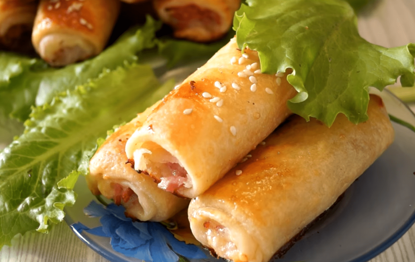 Рецепт приготування трубочок з шинкою та сиром