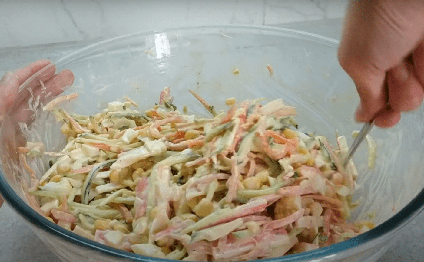 Рецепт салату з крабовими паличками та морквою по-корейськи