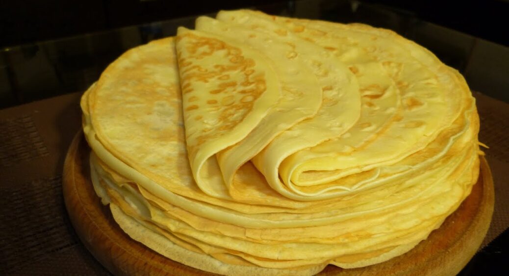 Просто додай води. Тонкі млинці без заморочок і підступних дірочок у тісті: такі ніколи тебе не підведуть 