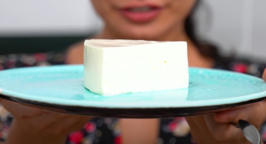 Стильний десерт, який йде в ногу з часом: без цукру і духовки, але солоденький. Такої смакоти ви ще не їли 