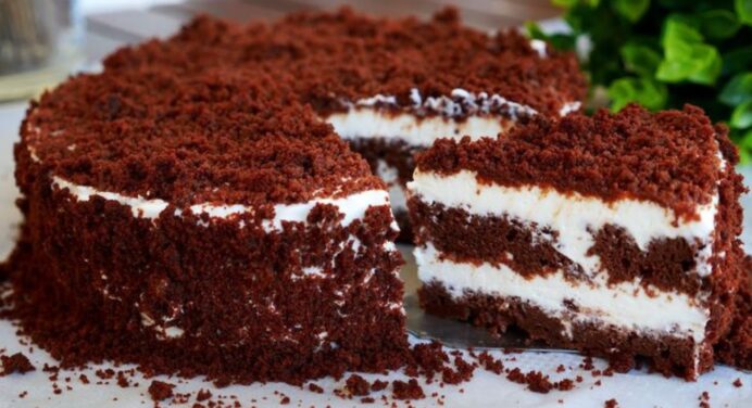Сметанковий торт “3 стакани” неодмінно стане вашим коронним десертом – гостей за вуха не відтягнеш 