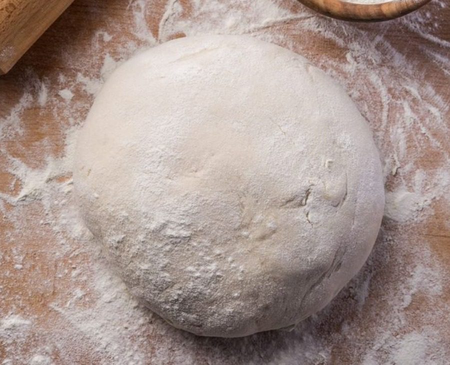 Рецепт тіста на пиріжки всього за 5 хвилин: без зайвої мороки
