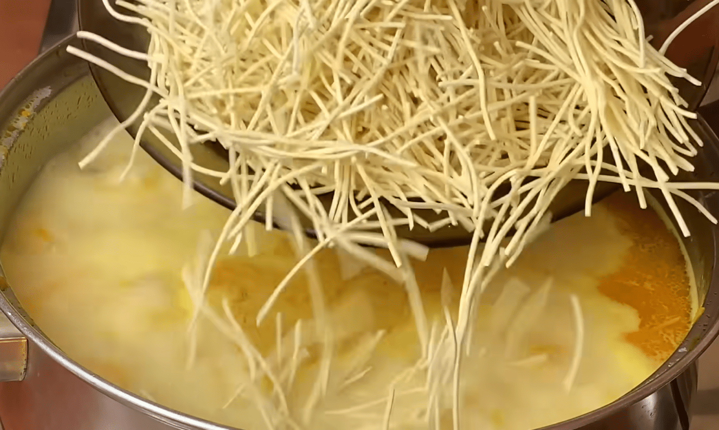 Рецепт приготування супу з консервованим горошком