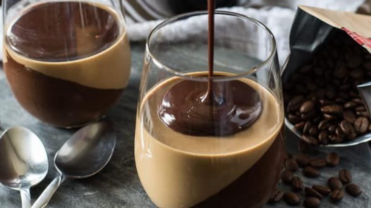 Повітряний кавовий десерт пана-кота в домашніх умовах