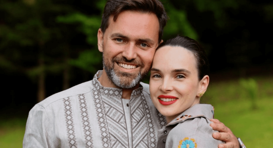 Тімура називає татом, а Інну? Мірошниченко показав, як прийомна дочка Ангеліна бачить свою нову сімʼю 