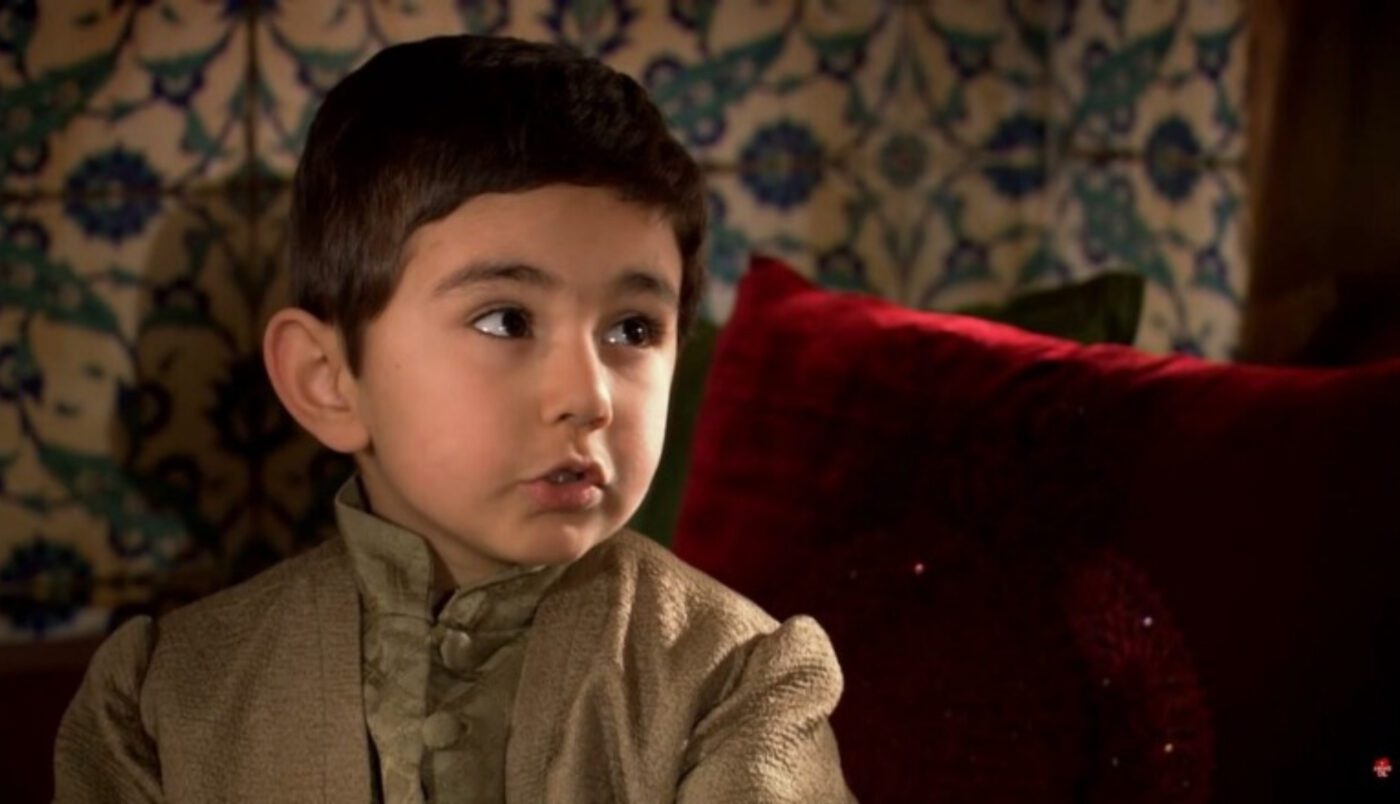 Зірка Величного століття Юсуф Беркан Демірбаг показав, як змінився