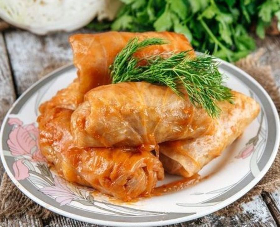 Кухарі назвали рецепт голубців з пекінської капусти