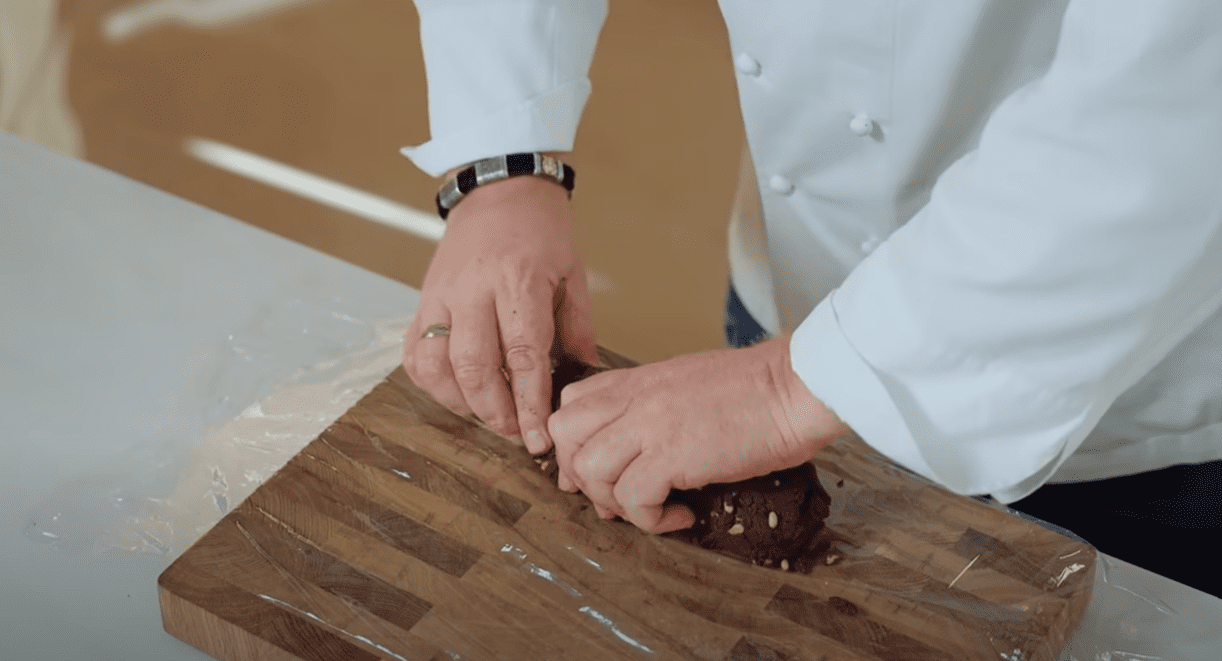 Рецепт шоколадної ковбаси від шеф-кухаря
