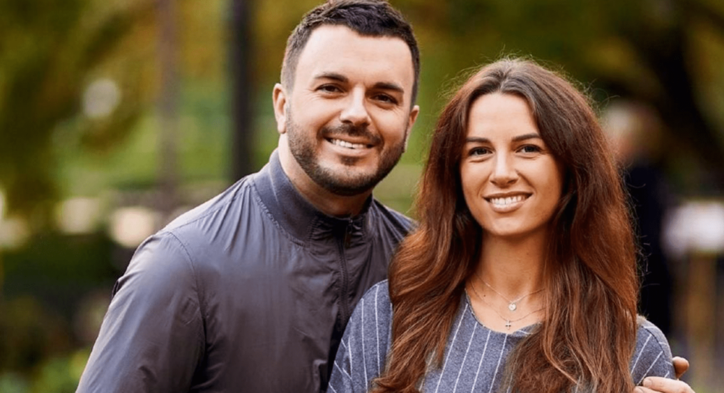 Заради коханої змінив професію: дружина Решетніка показала, на кого перетворився ведучий 