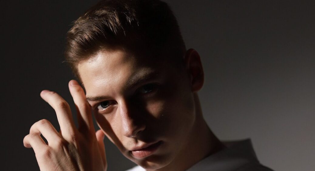 Аліна вже пише в дірект: учасник “МастерШеф-13” Влад Кецмур захопив своїм виглядом без кітеля (ФОТО) 