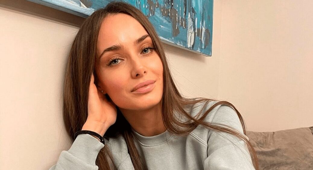 35-річну Ксенію Мішину підловили на романтичному побаченні з учасником “Холостячки” — і це не Еллерт 