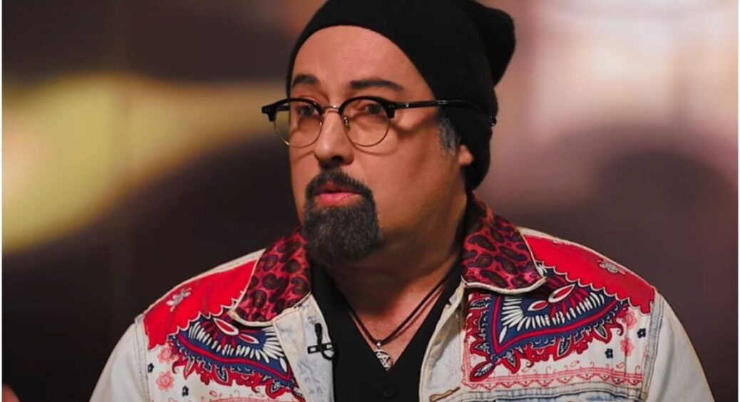 Син Коляденка зізнався про таємне весілля і чому ховає дружину: не показується неспроста 