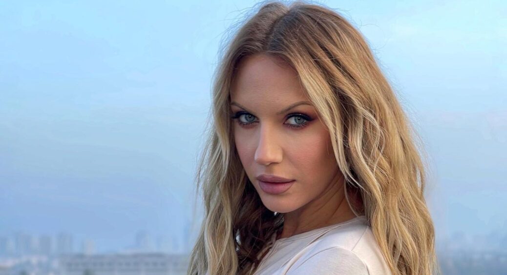 Леся Нікітюк показала, хто їй дарує любов, і це не новий коханий Дмитро Бабчук: це трохи інше 