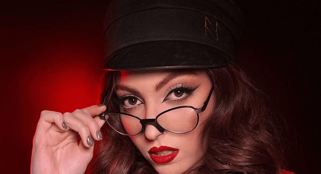 “Подарили одну розочку в целофані”: донька Олі Полякової Маша здивувала підписників букетами, які їй дарують 