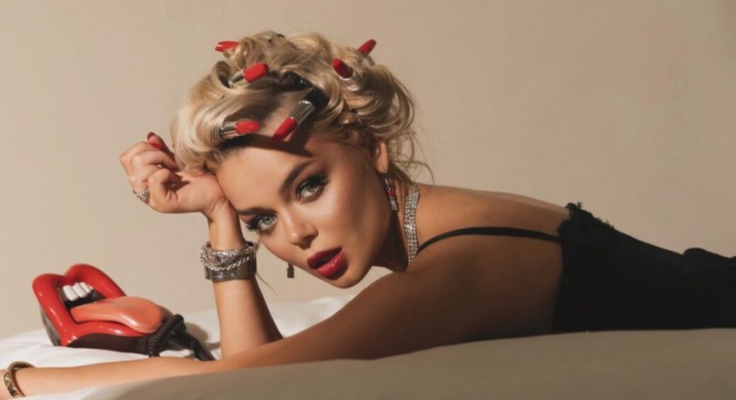 29-річна Аліна Гросу засвітилася з Олександром Кривошапком в Сполучених Штатах: він – її таємний чоловік? 