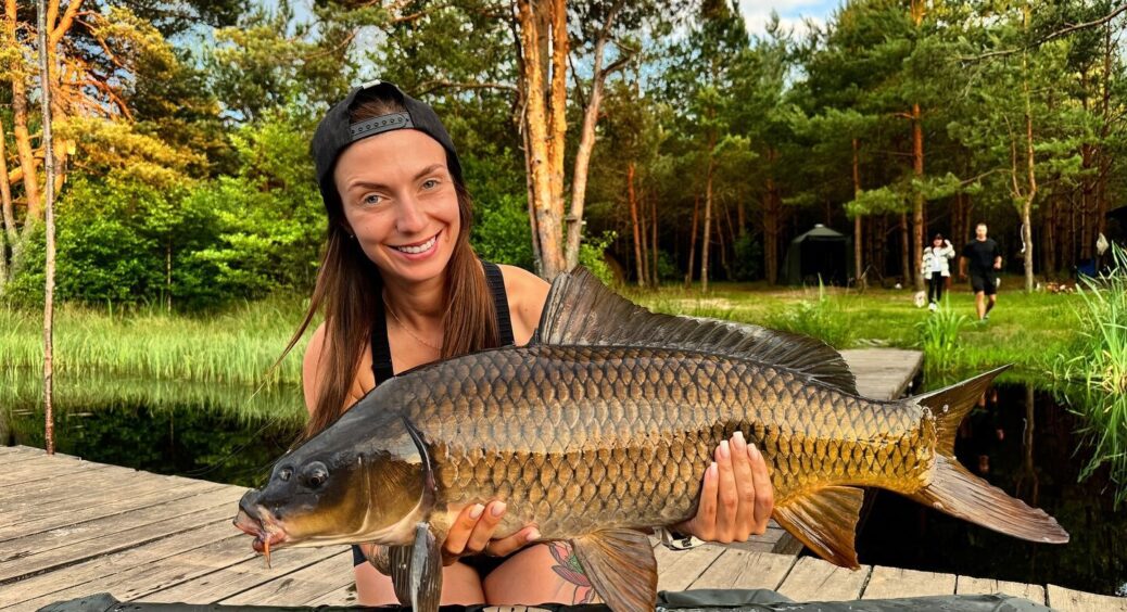 Трохи зайвих кілограмів: Катя Рибалка із “МастерШеф-13” показала свої фото до того, як зайнялася спортом 