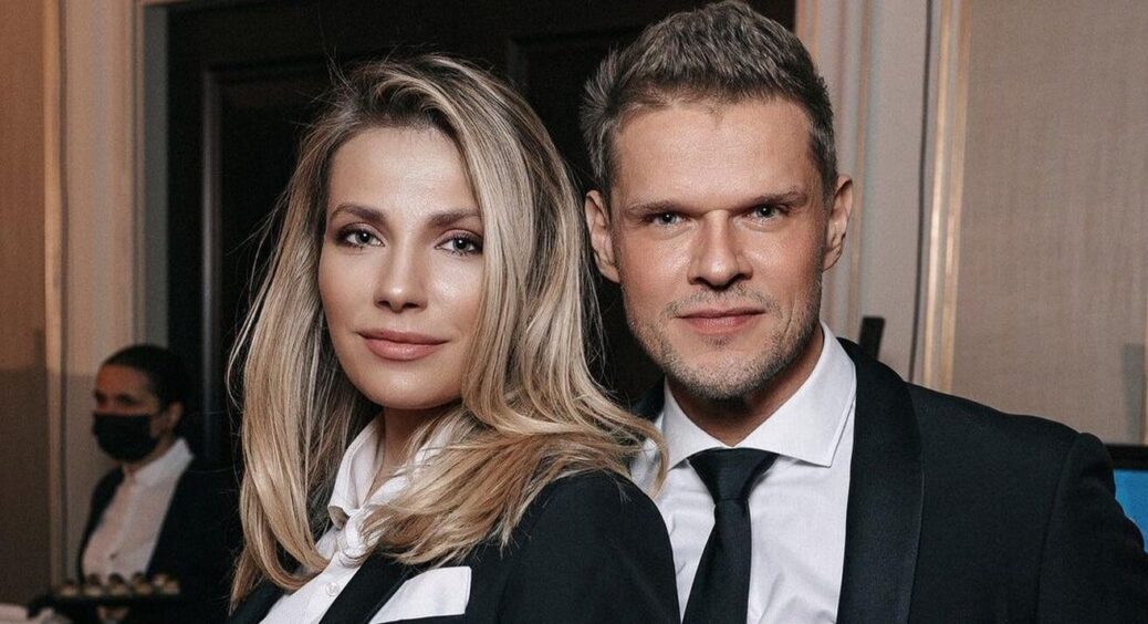 Тоня Паперна повернулась: дочка Ольги Сумської засвітилася у ресторані з чоловіком-росіянином 