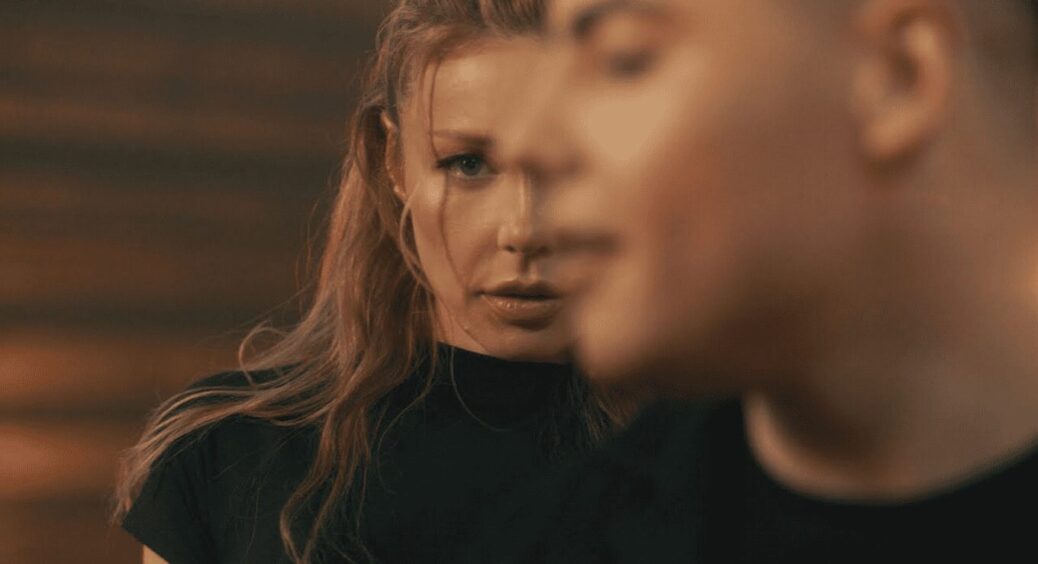 Домінантна “левиця”: фанати 39-річної Тіни Кароль помітили, як 22-річний Шумей соромиться на неї дивитися 