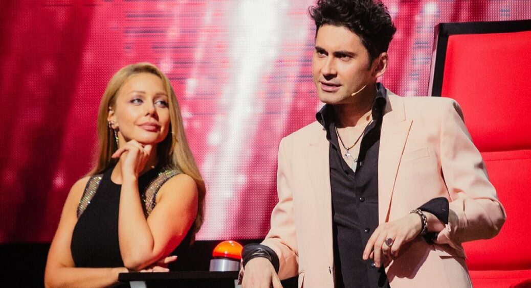 Мудрі очі, щира посмішка і хустинка: бабусі молдавського мачо Дана Балана виповнилося 92 