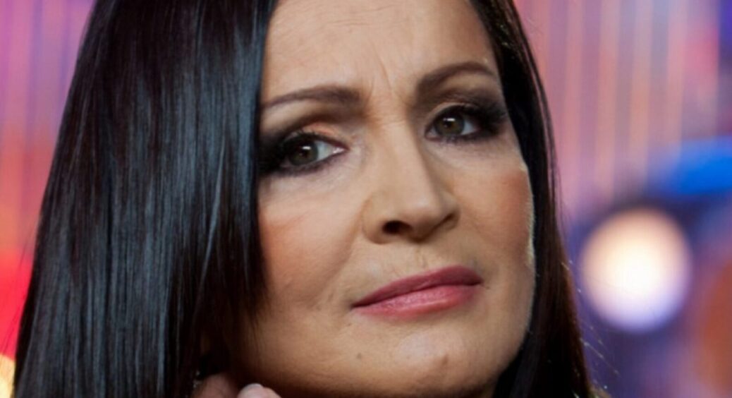 Як виглядає єдина онучка Ротару? Хотіла стати співачкою, а стала вічною нареченою багатія 