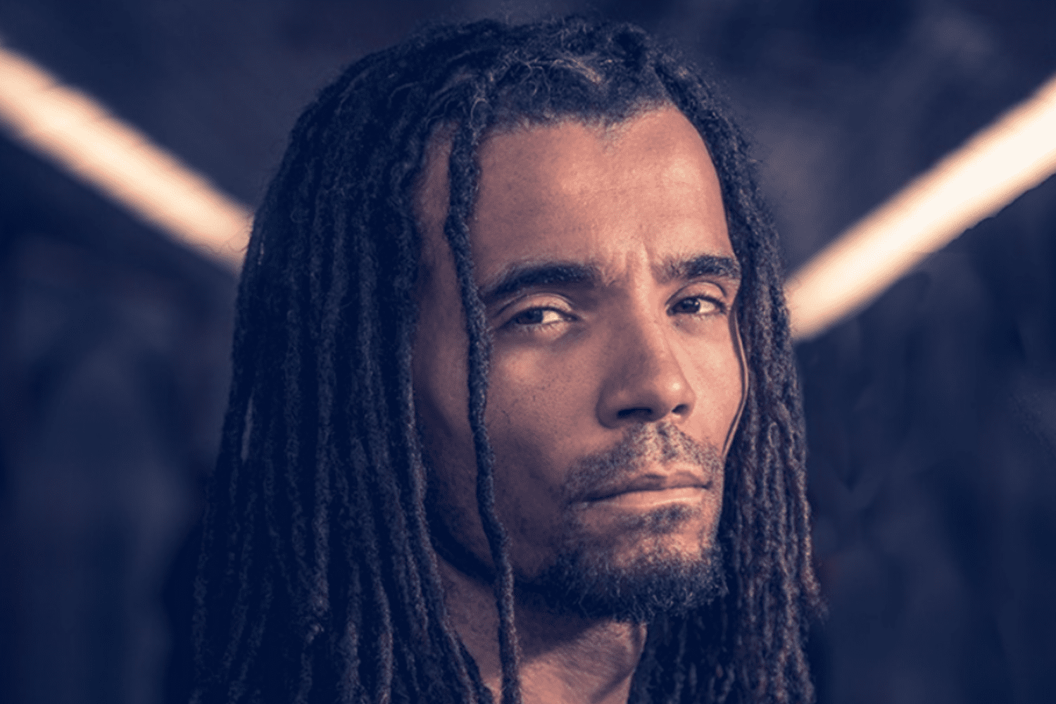 Анджеліна Джолі повторила зачіску, як у Насті Каменських. Фото з Instagram @akalamusic