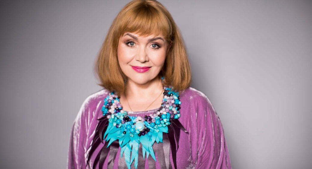 “Проросло посіяне зерно”: 70-річна Алла Кудлай показала 47-річного єдиного сина в особливий день 