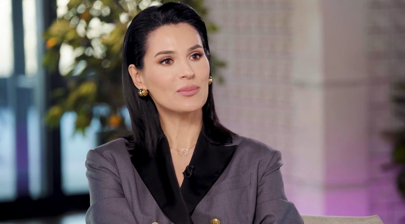 Маша Єфросиніна показала, як високим жінкам не соромитись свого зросту