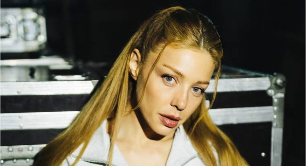 Перманент і уколи в губи: які маніпуляції із зовнішністю робила Тіна Кароль – думка експерта 