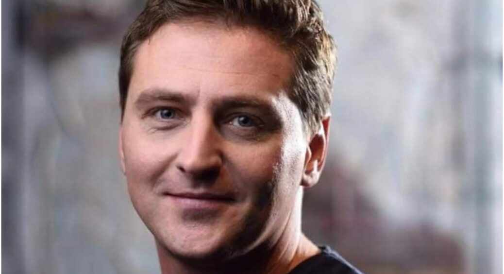 “Я щасливий”: у шлюбі В’ячеслав Довженко не знайшов кохання, а тепер приймає привітання 