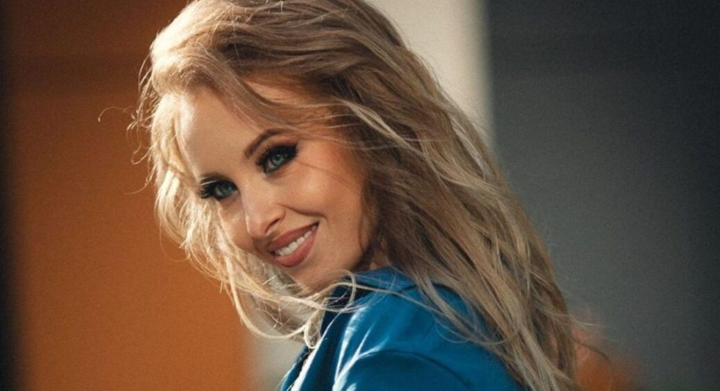 Не як Мішина: зірка “Кріпосної” Анна Сагайдачна розповіла, на чому заробляє більше, ніж в кіно 