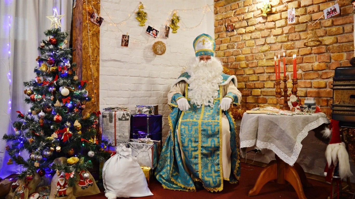 з 1 грудня у Лаврській дзвіниці працюватиме резиденція Святого Миколая