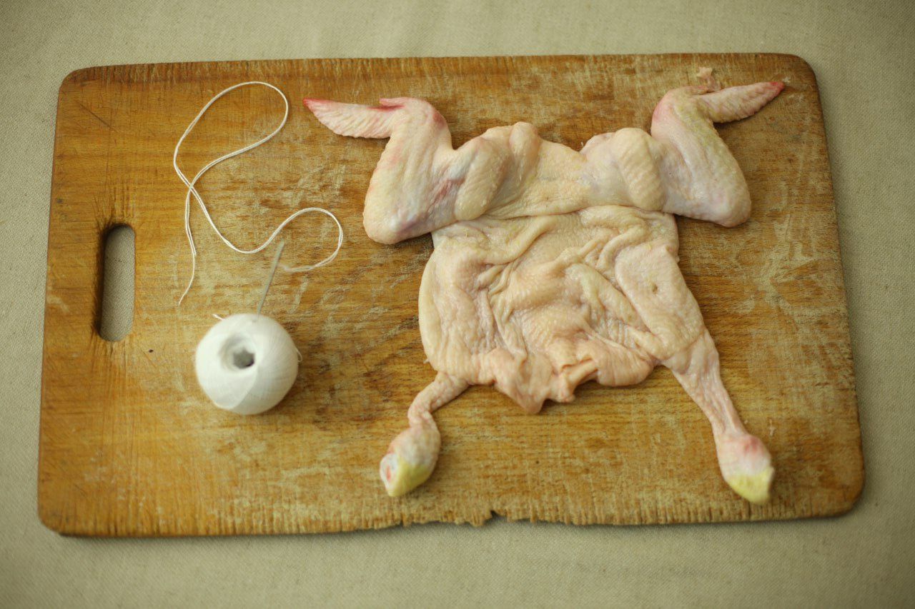 Чи можна їсти курячу шкірку - відповідь експертів