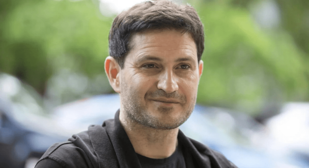 52-річний Ахтем Сеітаблаєв розповів, чи підтримує звʼязок із сином, що залишився в Криму 