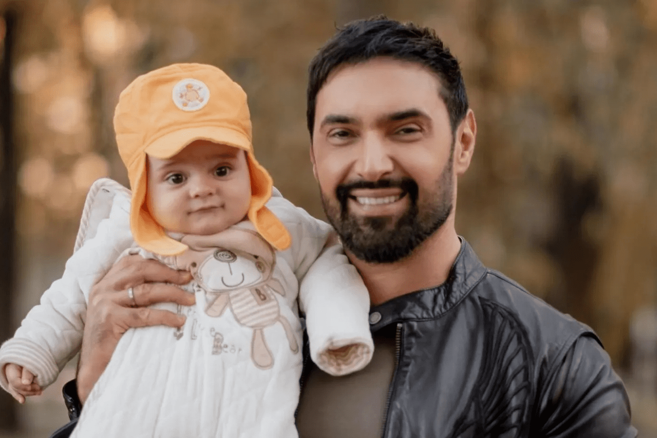 Віталій Козловський показав перше Різдво сина Оскара