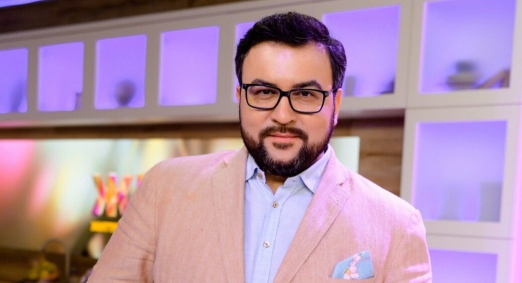 Вічний холостяк у свої 45: чому у ведучого Руслана Сенічкіна не склалось особисте життя 