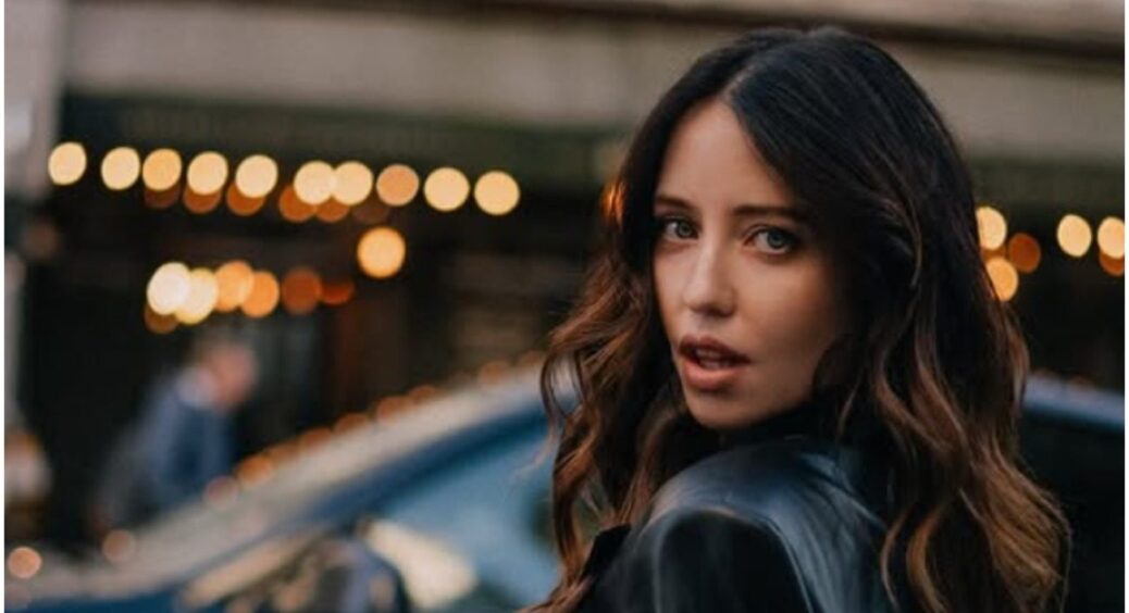 Вже тоді була модницею з “наколотими губами”: Дорофєєва показала першу фотосесію у 9 років 