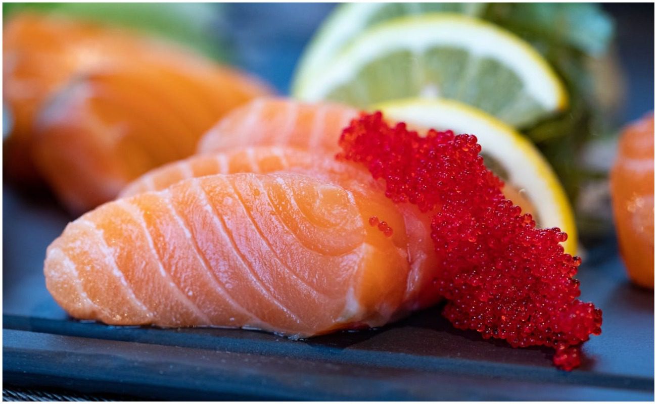 Чи справді червона риба корисніша за оселедця