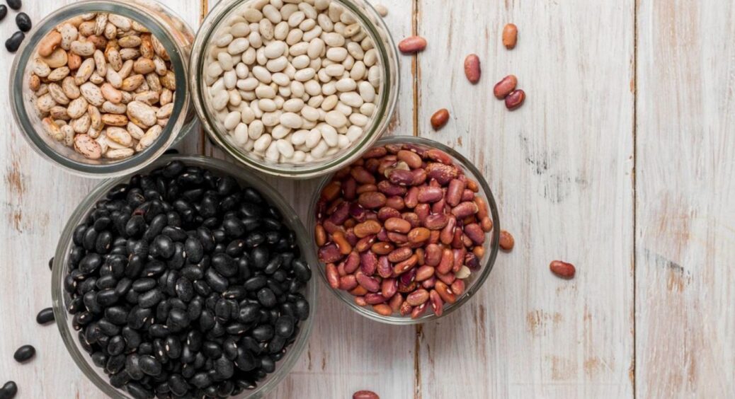 Біла або червона: експерти назвали найкорисніший вид квасолі — безцінне джерело вітамінів 